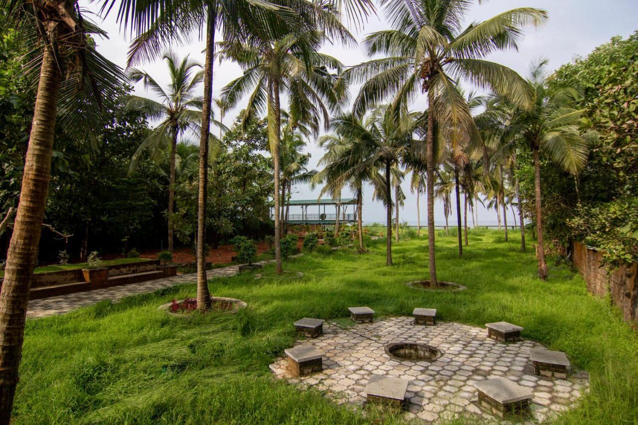 Meenkunnu Beach House By Village Resorts Каннур Экстерьер фото